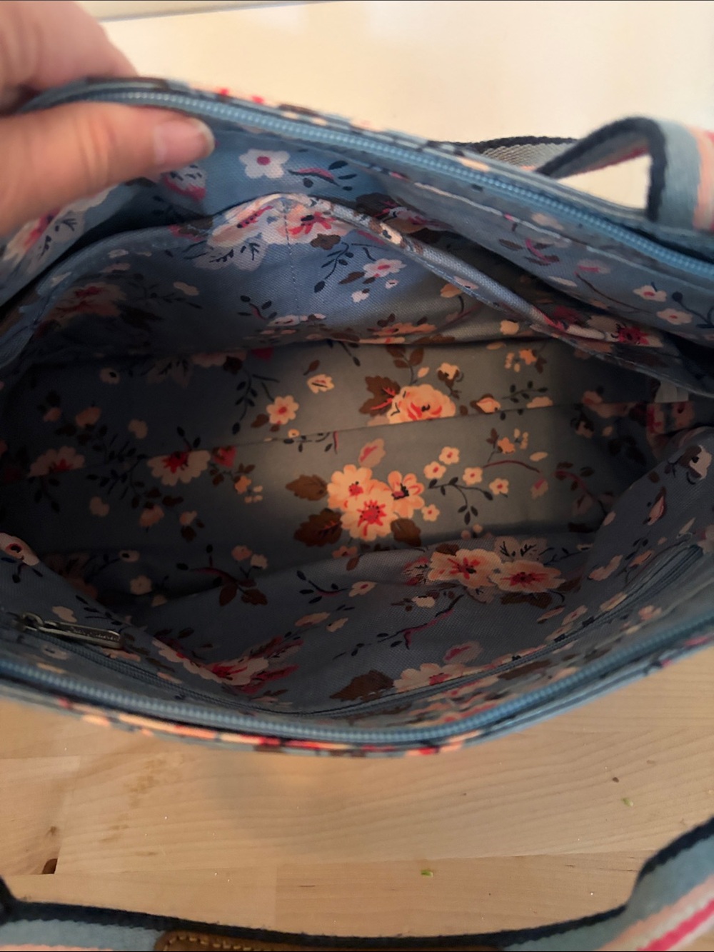Large Cath Kidston Floral Crossbody - Picture 8 of 12